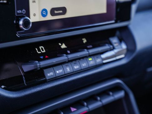 New 2026 Toyota Tundra SR image 26