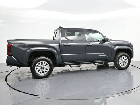 Used 2024 Toyota Tacoma SR5 image 8