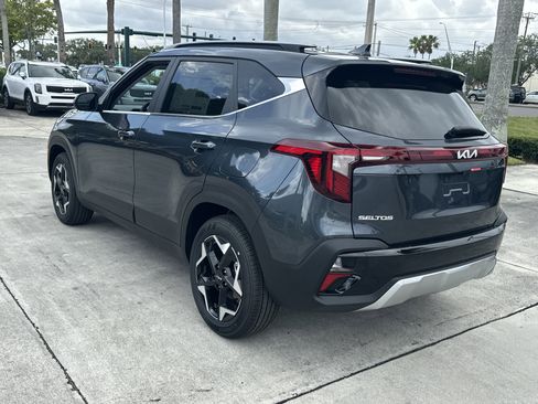New 2026 Kia Seltos EX FWD image 8
