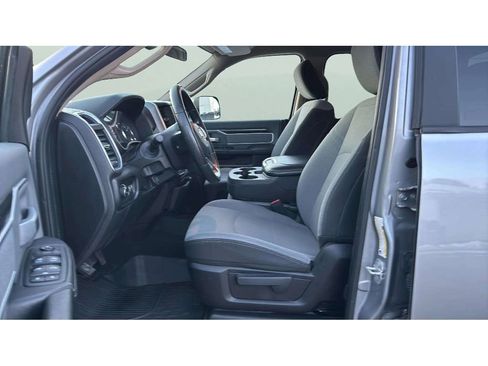 Used 2019 RAM 2500 Big Horn image 10