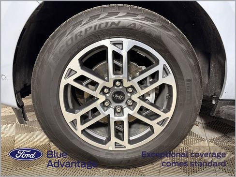 Certified 2025 Ford Expedition Active image 13