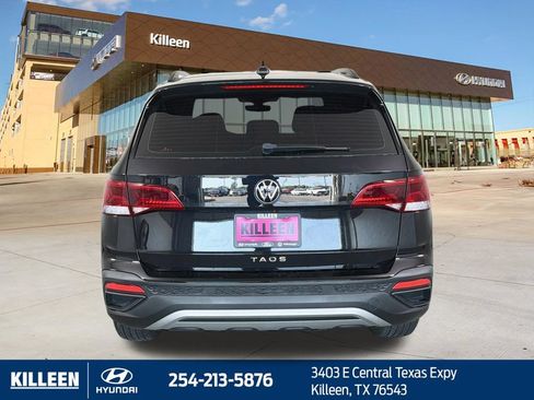 Used 2024 Volkswagen Taos S w/ MDO Package FWD image 7