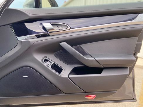 Used 2015 Porsche Panamera S RWD image 15