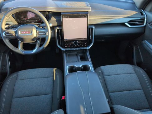 Used 2025 GMC Acadia Elevation image 23