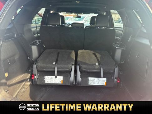 Used 2017 Ford Explorer XLT w/ Equipment Group 202A image 24