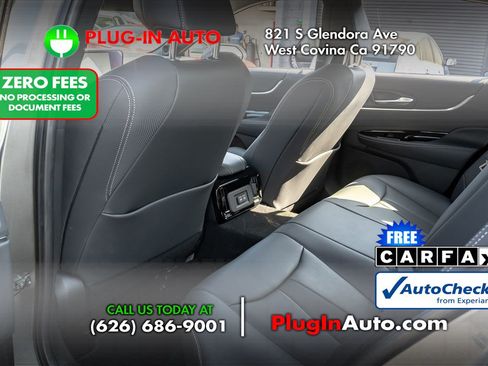 Used 2023 Toyota Mirai w/ Advanced Technology Package RWD image 9