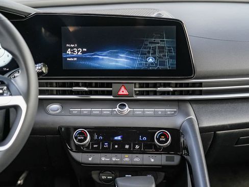 New 2026 Hyundai Elantra Limited FWD image 13