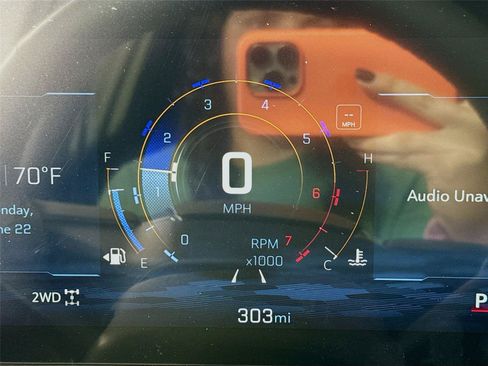 New 2026 Chevrolet Equinox LT w/ Convenience Package II AWD/4WD image 6