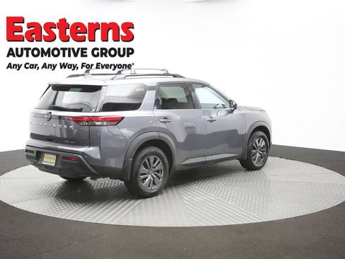 Used 2024 Nissan Pathfinder SV AWD/4WD image 39