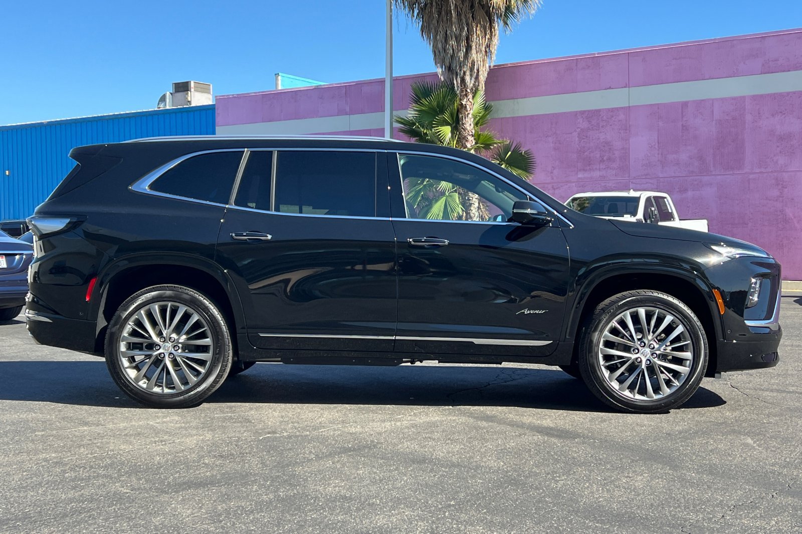 New 2026 Buick Enclave Avenir w/ Super Cruise Package AWD/4WD image 3