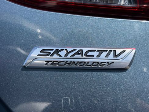 Used 2016 MAZDA MAZDA3 i Touring FWD image 8