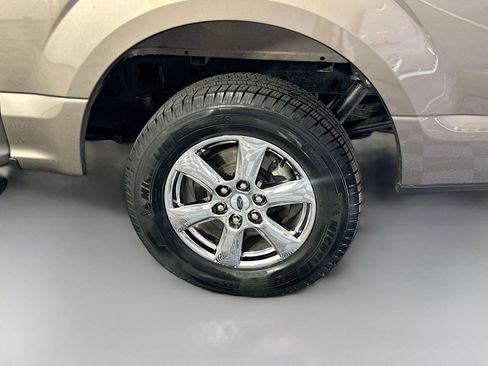 Used 2019 Ford F150 XLT w/ Equipment Group 302A Luxury RWD image 30