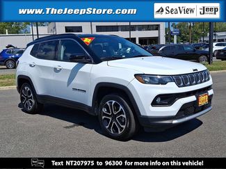 Certified 2022 Jeep Compass Limited image 1