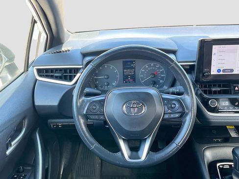 Used 2024 Toyota Corolla SE w/ SE Premium Package FWD image 11