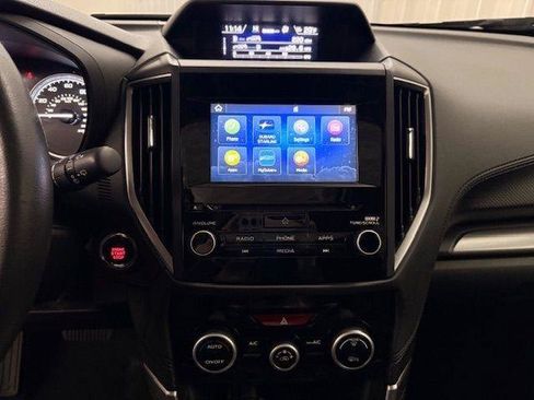 Used 2021 Subaru Forester Premium image 14