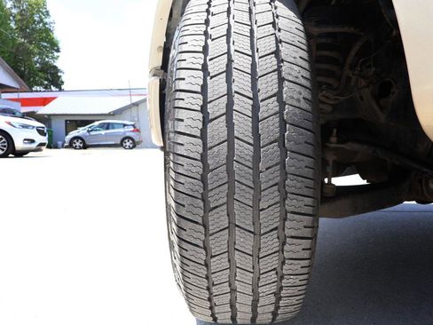 Used 2010 Ford F150 Lariat image 26