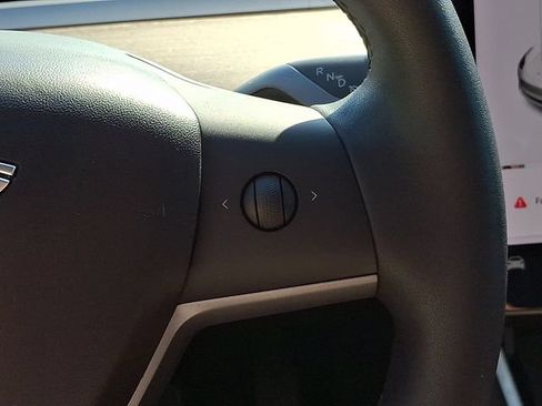 Used 2019 Tesla Model 3 Standard Range Plus RWD image 25