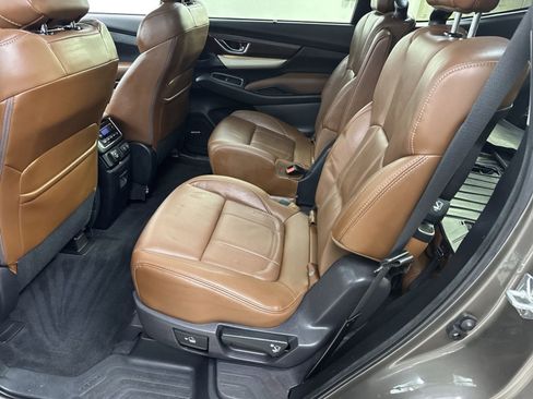 Used 2022 Subaru Ascent Touring w/ Popular Package #2A image 27