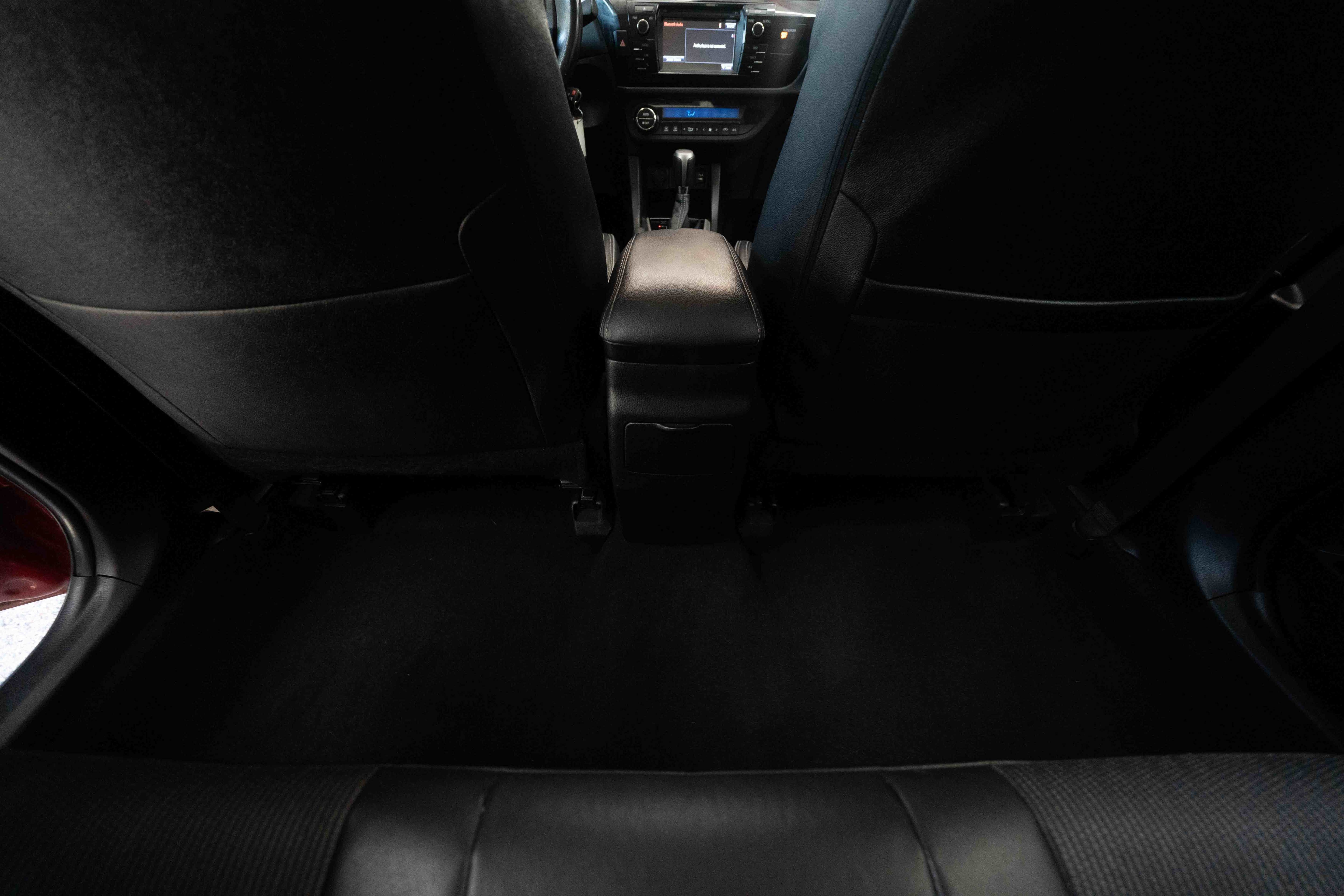 Used 2014 Toyota Corolla S FWD image 22