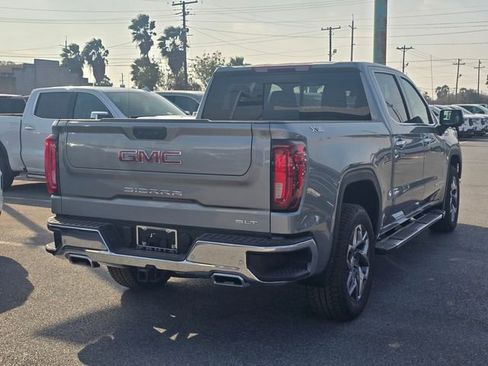 New 2026 GMC Sierra 1500 SLT image 5