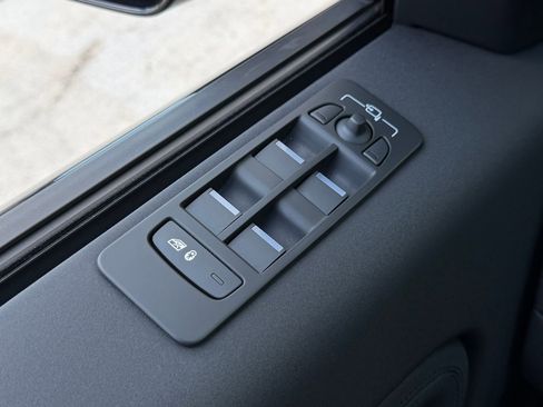 Used 2025 Land Rover Discovery Sport S AWD/4WD image 23