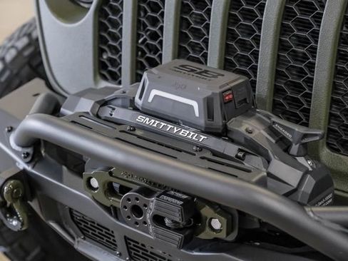 Used 2024 Jeep Wrangler Unlimited Sport image 17