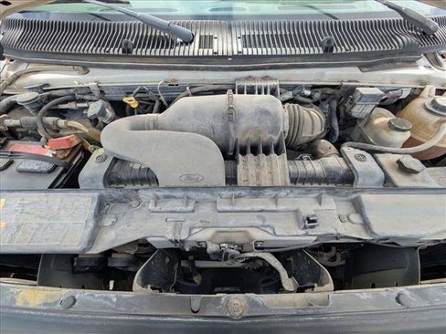 Used 2008 Ford E-150 and Econoline 150 XL RWD image 18