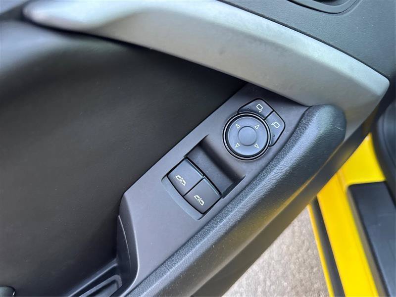 Used 2016 Chevrolet Camaro LT RWD image 30