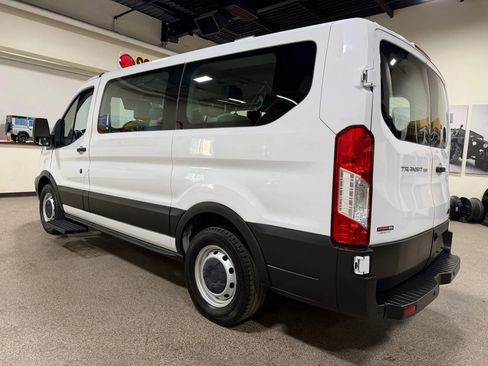 Used 2019 Ford Transit 150 XL image 20