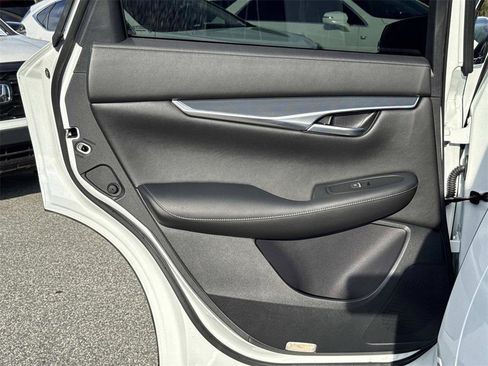 Used 2024 INFINITI QX50 Sport image 13