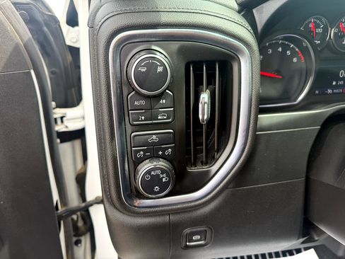 Used 2019 Chevrolet Silverado 1500 LT image 14