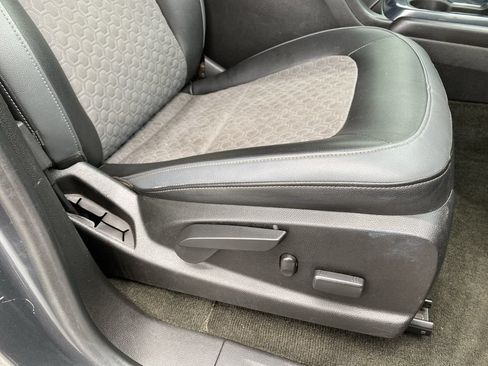 Used 2016 Chevrolet Colorado Z71 RWD image 31