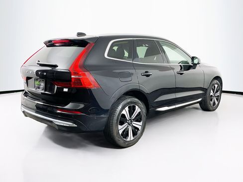 Used 2023 Volvo XC60 T8 Plus image 9
