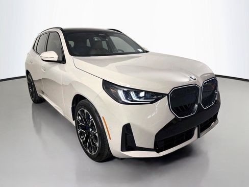 New 2026 BMW X3 xDrive30i w/ Premium Package AWD/4WD image 3