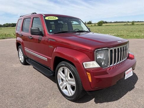 Used 2012 Jeep Liberty Limited Jet w/ Comfort/Convenience Group AWD/4WD image 7