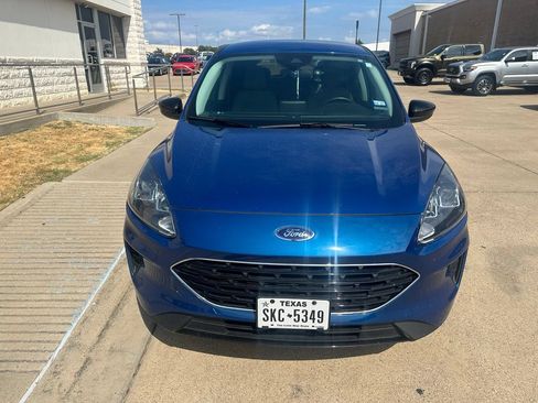 Used 2022 Ford Escape SE w/ SE Sport Appearance Package FWD image 4