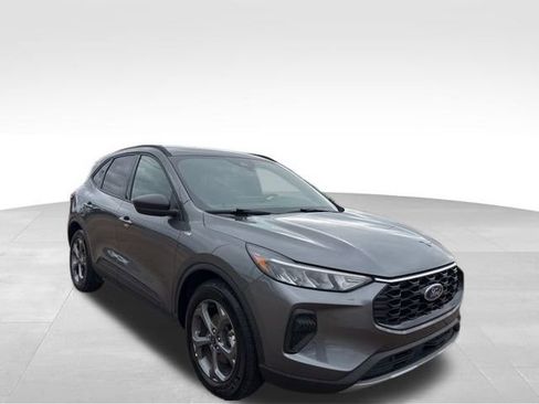 Used 2025 Ford Escape ST-Line w/ Tech Pack #1 image 4