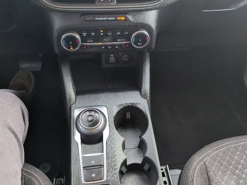 Used 2024 Ford Escape Active image 5