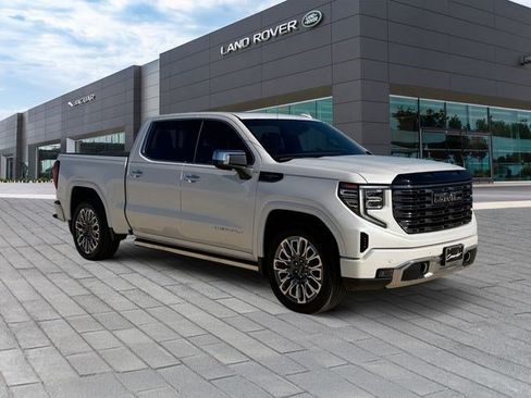 Used 2025 GMC Sierra 1500 Denali Ultimate AWD/4WD image 7