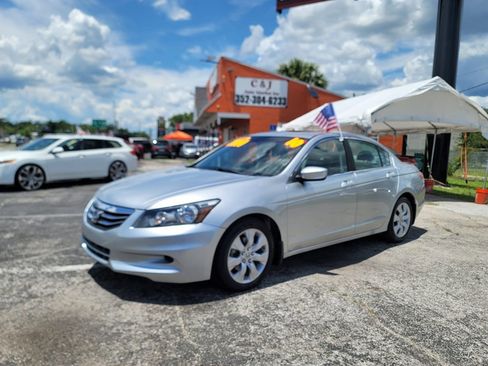 Used 2010 Honda Accord EX-L image 1