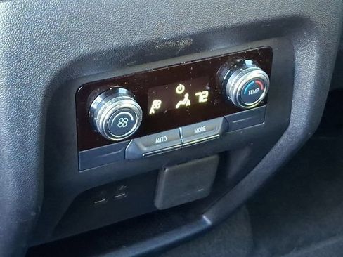 Used 2025 GMC Acadia Elevation AWD/4WD image 22
