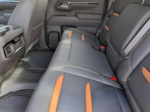 New 2025 GMC Sierra 1500 AT4 w/ Technology Package image 24