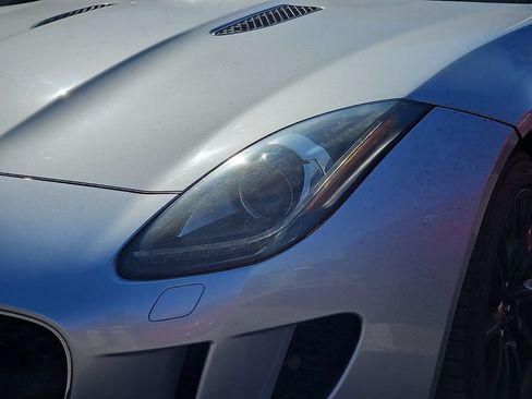 Used 2017 Jaguar F-TYPE Coupe RWD image 3