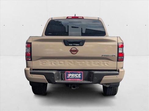Used 2023 Nissan Frontier PRO-4X w/ Pro Convenience Package image 5