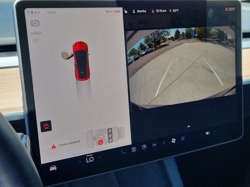 Used 2023 Tesla Model Y Long Range AWD/4WD image 24