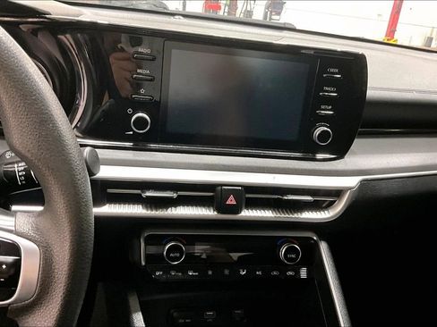 Used 2022 Kia K5 LXS image 27