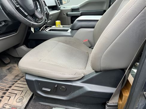 Used 2019 Ford F150 XLT w/ Equipment Group 302A Luxury AWD/4WD image 10