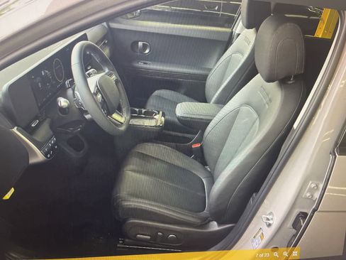 Used 2025 Hyundai Ioniq 5 SEL RWD image 6