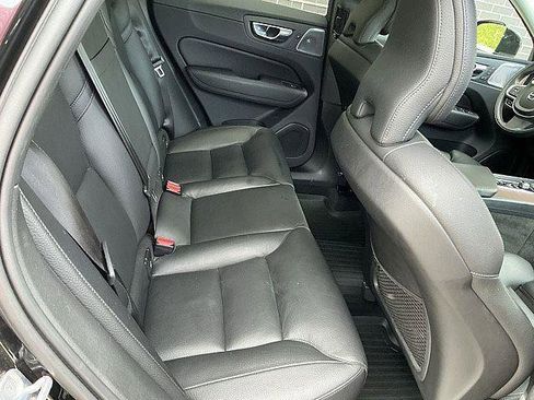 Used 2019 Volvo XC60 T6 Inscription w/ Protection Package Premier AWD/4WD image 19