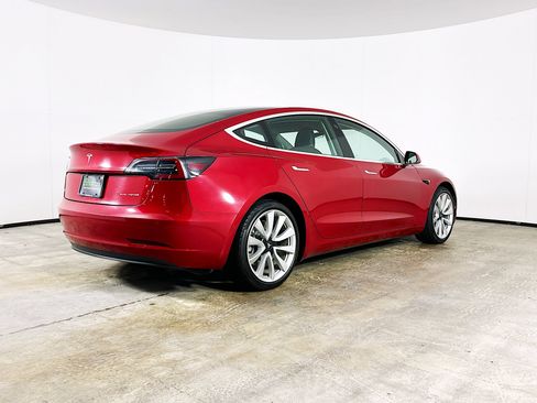 Used 2020 Tesla Model 3 Long Range AWD/4WD image 9
